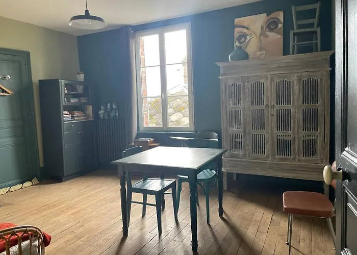 Cozy & Stylish In A House Near Perche